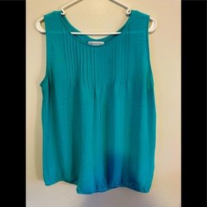 Women’s teal dress shirt